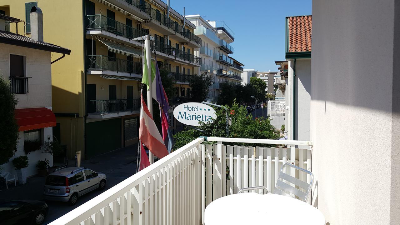 Marietta 3*